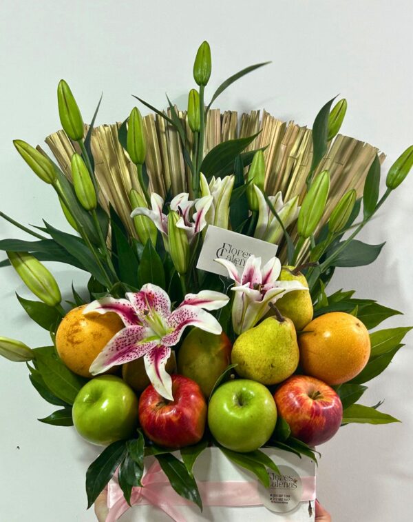 Arreglo frutal, Lirios Cali