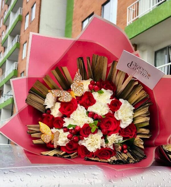 Rosas y Claveles